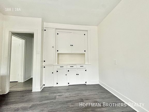 5th image of 3962 1/2 Redwood Ave #3960-1/2