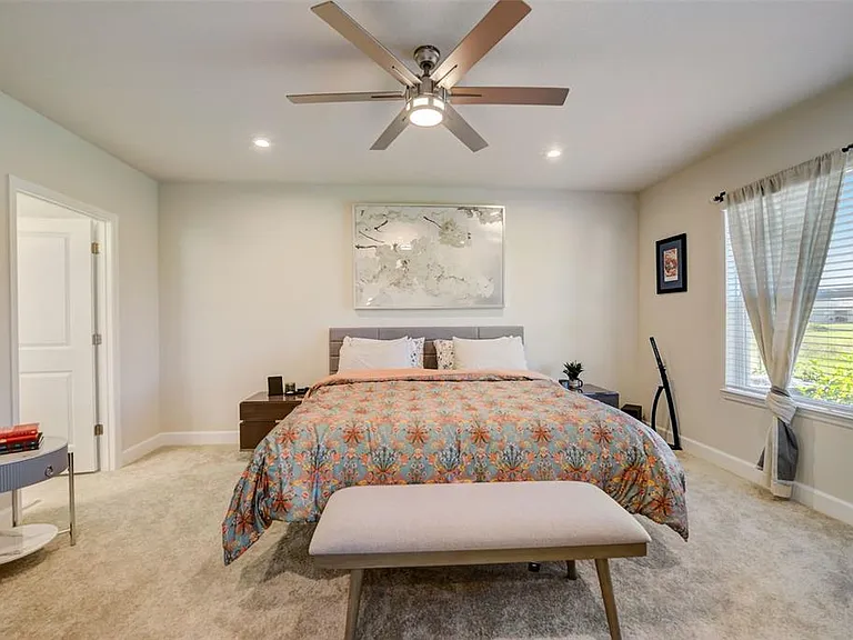 18027 Turning Leaf Cir — Photo 27