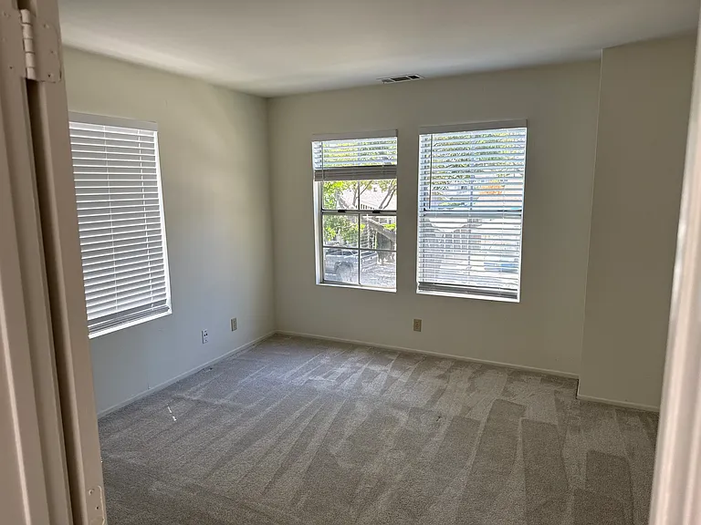 445 W Amerige Ave #A — Photo 5