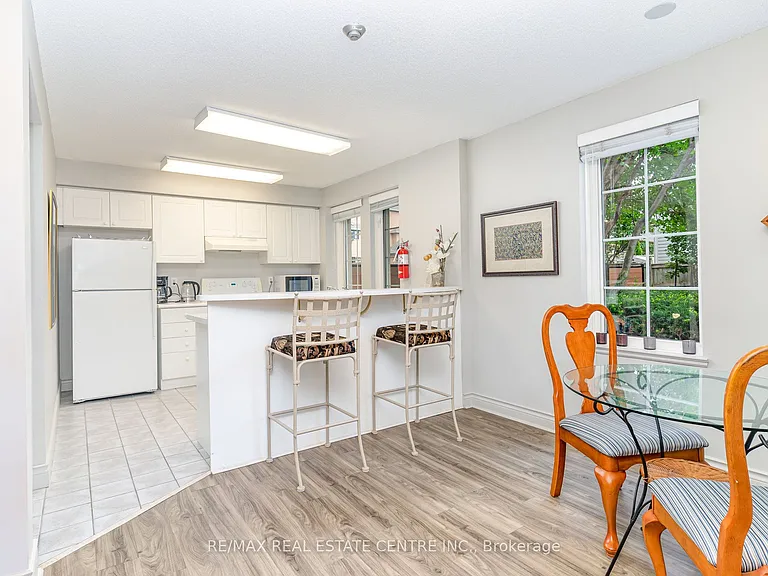 2301 Parkhaven Blvd #410 — Photo 19