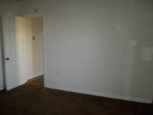 Hall Av_01172013