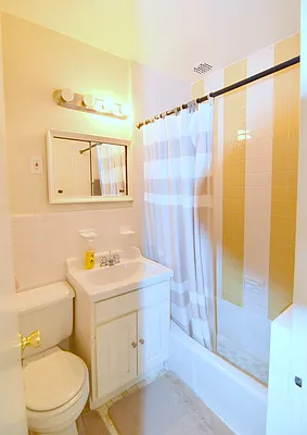 Rented by Manhattan Spaces | media 19