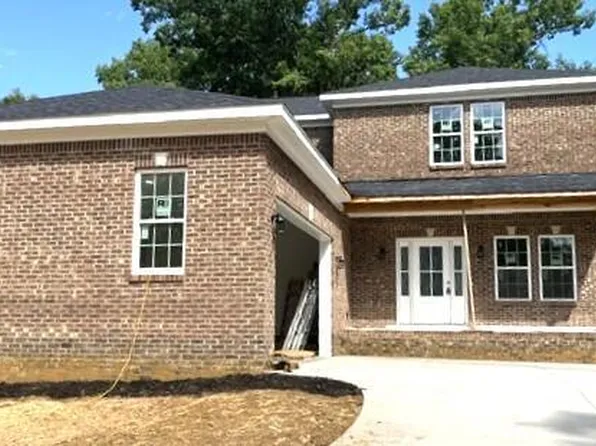 1123 Challenge Dr, Graham, NC 27253
