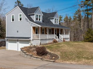 11 York Shores Dr, York, ME 03909