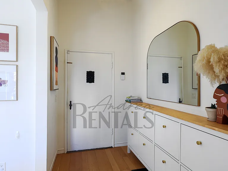 364 Coventry Rd — Photo 4