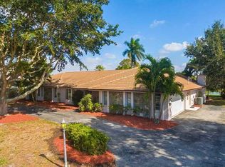 700 W Tropical Way, Plantation, FL 33317