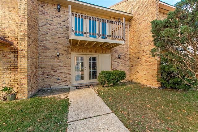 1st image of 305 Ormond Meadows Dr APT B