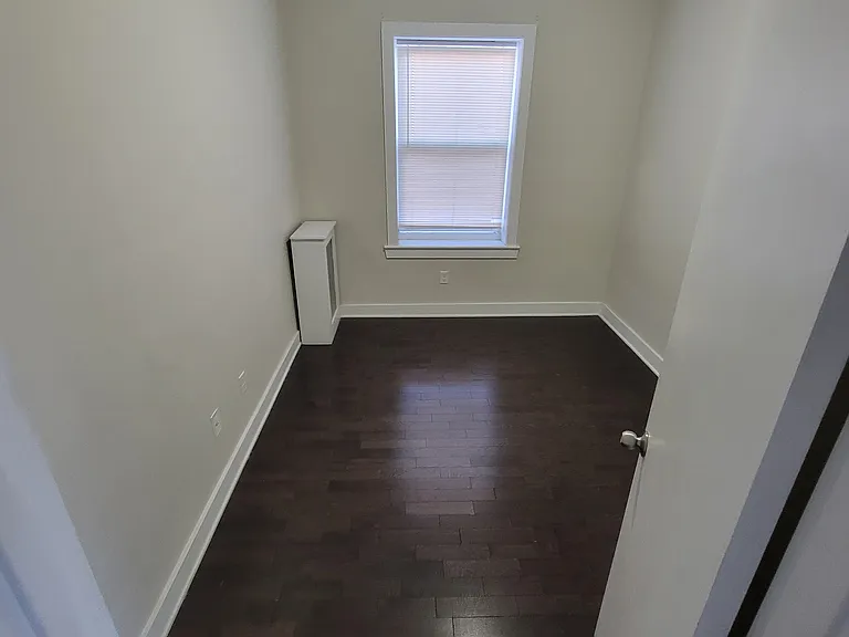 214 Duncan Ave #103 — Photo 6