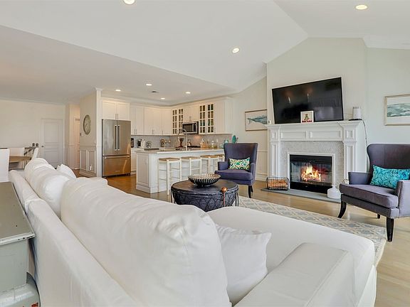 4th image of 45 Ocean Watch Ct Unit 45