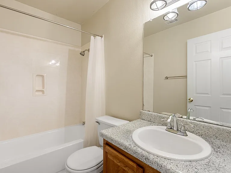 7400 Cayenne Ln — Photo 25