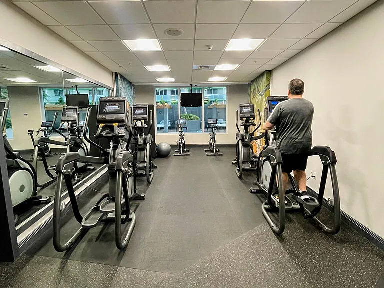 1750 N Bayshore Dr #1706 — Photo 19