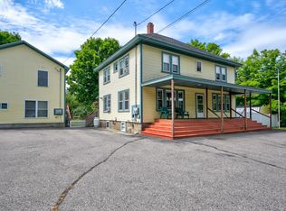 91 Seavey St, North Conway, NH 03860