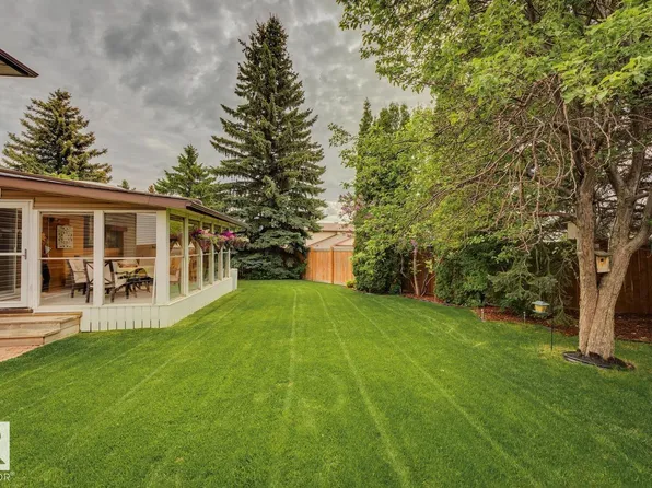 15804 80th St NW, Edmonton, AB T5Z 2V2
