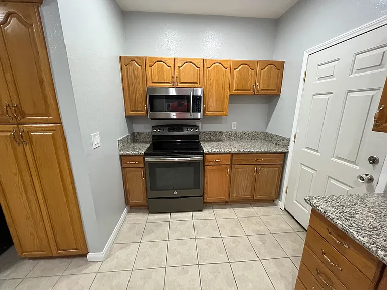 9045 W Ann Rd — Photo 8