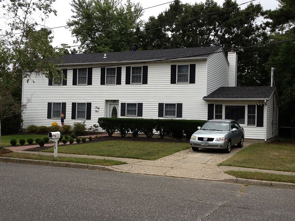 HUGE 5 bedroom