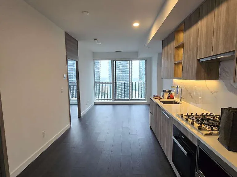 18 Esther Shiner Blvd #2111 — Photo 20
