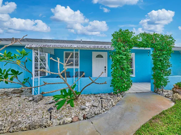 1341 SE MOHAVE Street, Port St Lucie, FL 34952