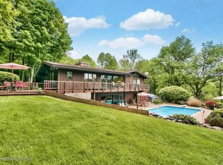 292 Earl Clark Rd, Factoryville, PA 18419