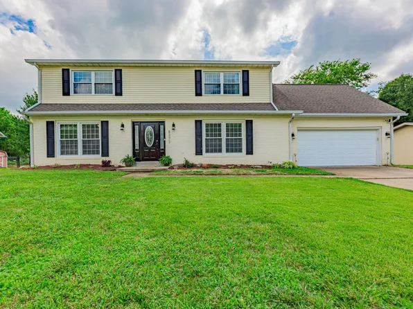 8377 Sycamore Dr, Newburgh, IN 47630