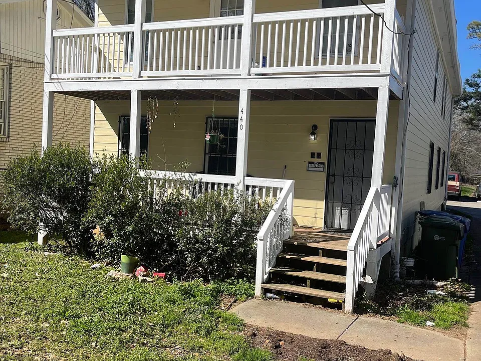 440 Woodlawn Ave NW #1