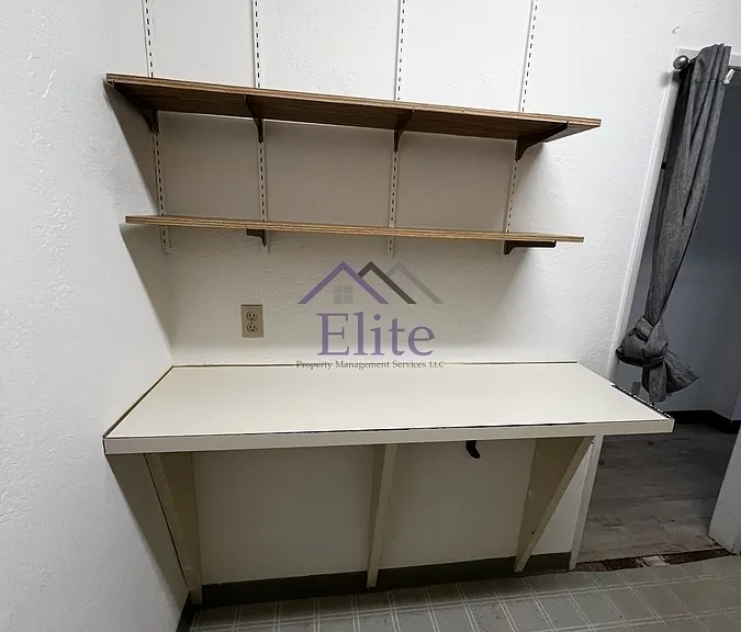 415 W Railroad Ave #1 — Photo 5
