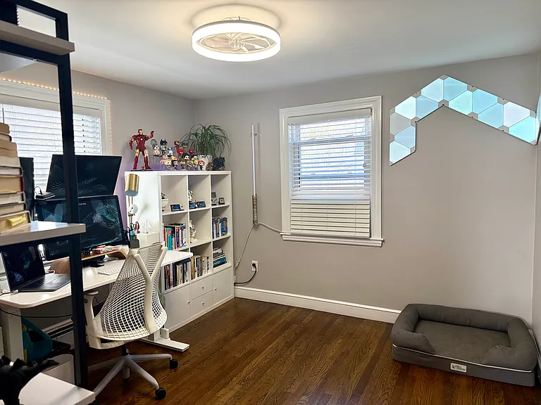 4 Naomi St — Photo 11