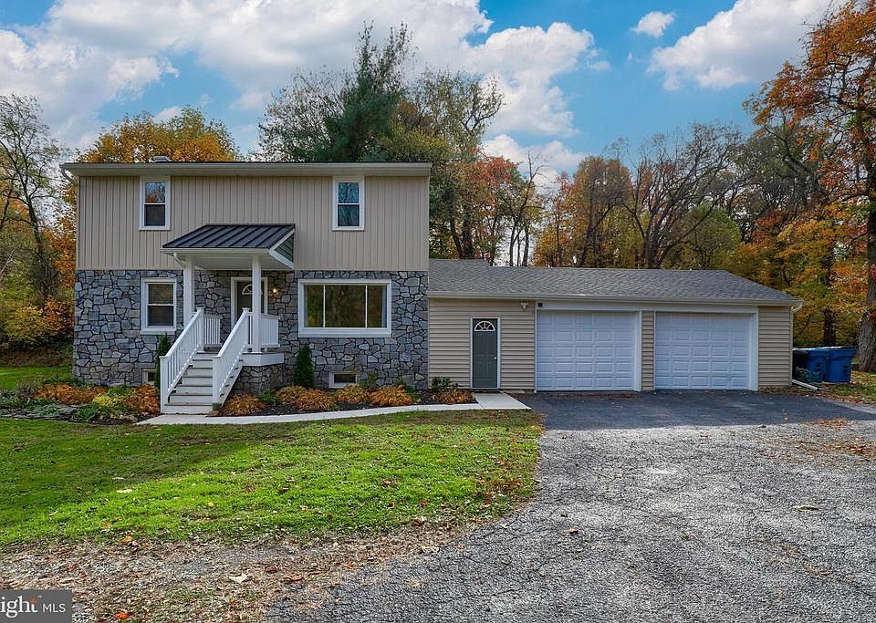 1st image of 614 Sycamore Dr