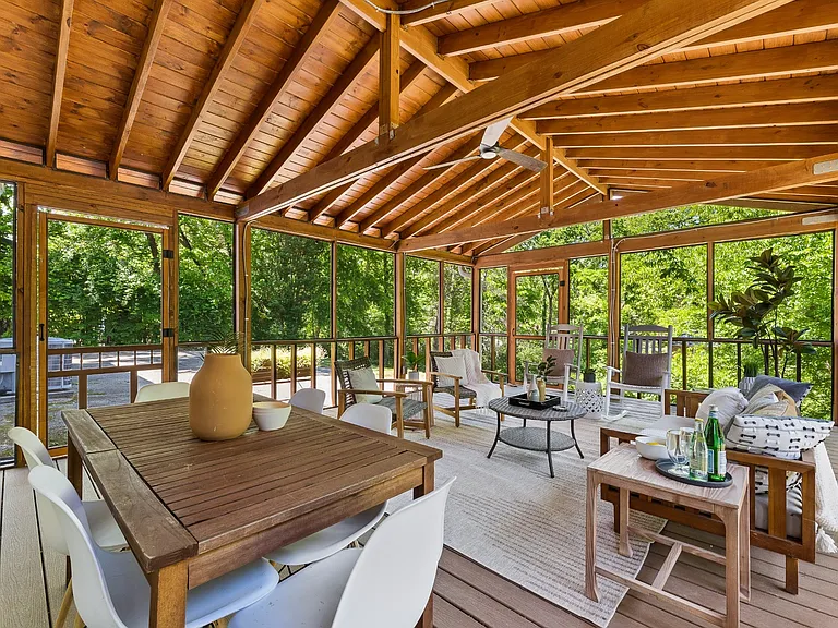 340 Binkley Dr — Photo 21