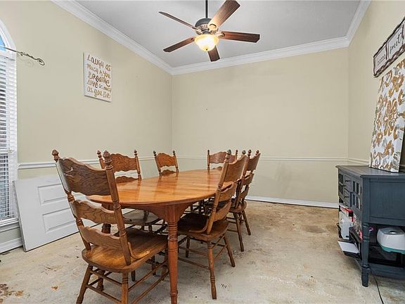 4th image of 9259 McFarland Way