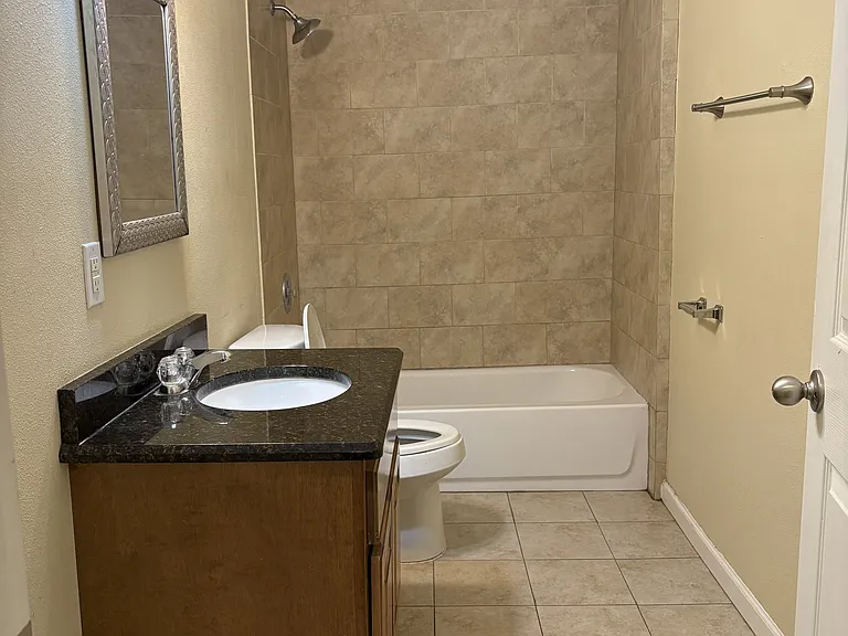 4419 N Hein Rd #3 — Photo 9