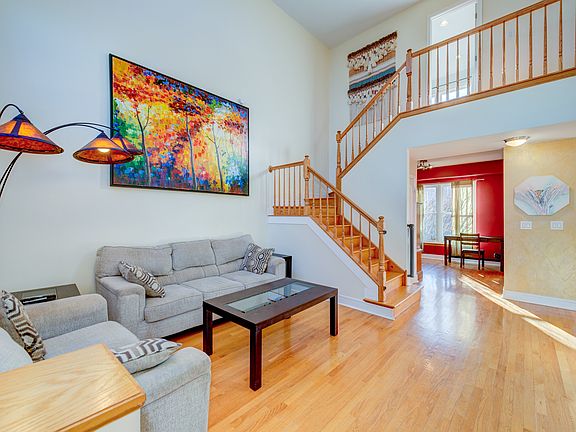 2nd image of 72 N Southport Rd