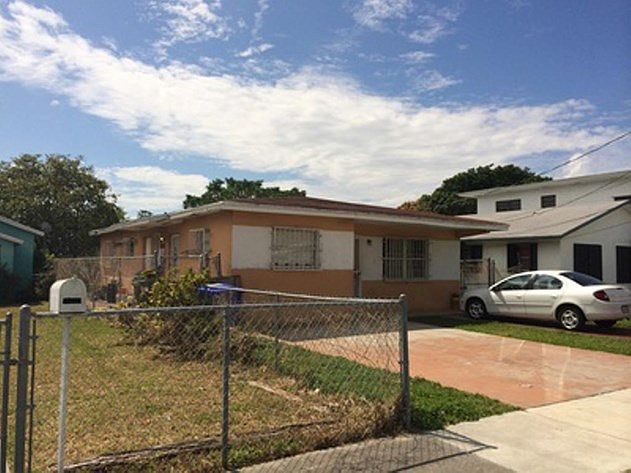 2nd image of 1120 NW 66th St