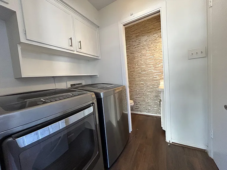 707 Trademark Pl — Photo 15