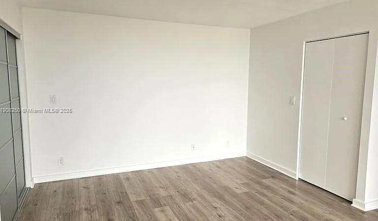 18181 NE 31st Ct #1801 — Photo 6