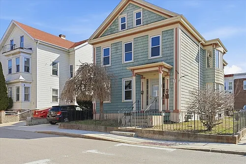 199 Purchase St #2 Photo 1