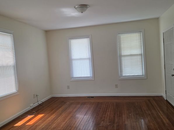 1699 Litchfield Tpke #1