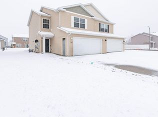 3202 Dortmund Dr, Bismarck, ND 58504