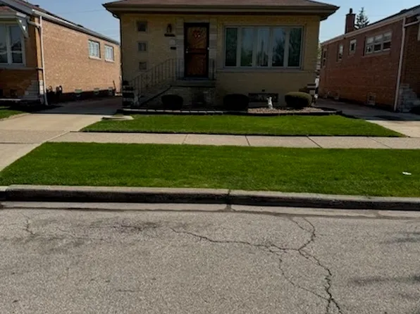4517 W 65th St, Chicago, IL 60629