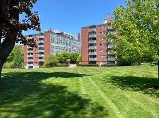70 Park St APT 15, Brookline, MA 02446