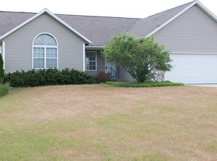 20110 Orchard Ln, Howard City, MI 49329
