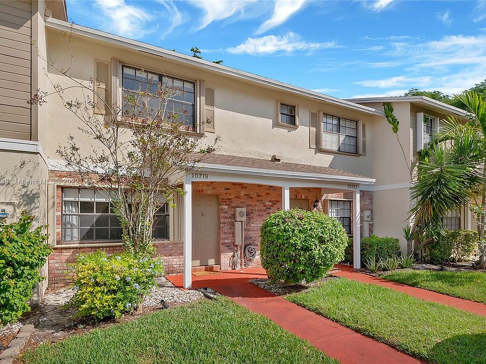 1st image of 10719 NW 10th St
