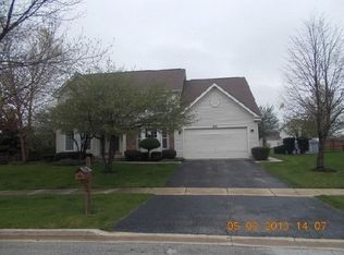 1991 School House Ln, Aurora, IL 60506