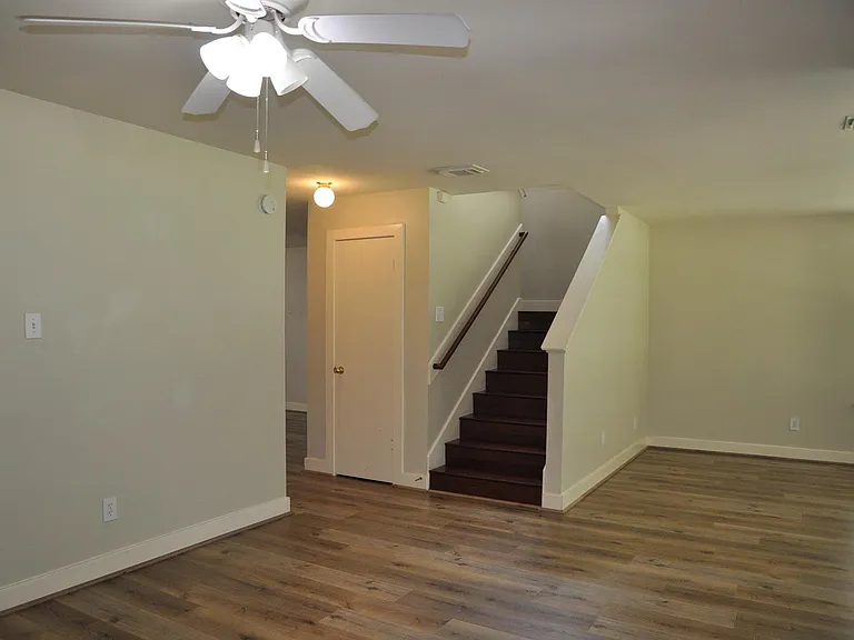 20734 Settlers Lake Cir N — Photo 10