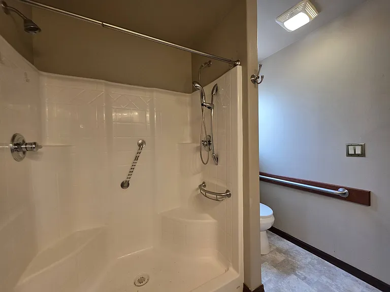 1523 Sacajawea Ave — Photo 25