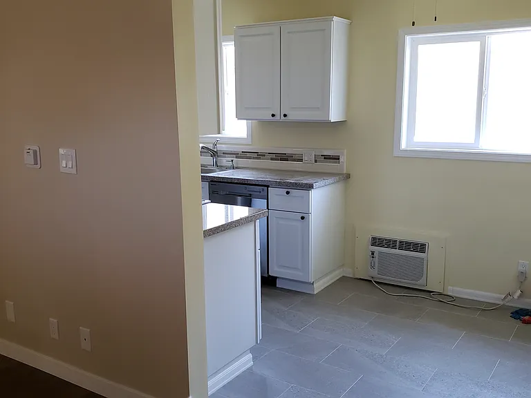 630 N Toluca Park Dr — Photo 3
