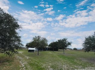 9844 CR 623, Skidmore 78389