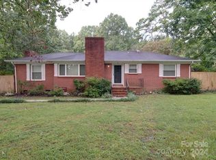 10717 Rozzelles Ferry Rd, Charlotte, NC 28214