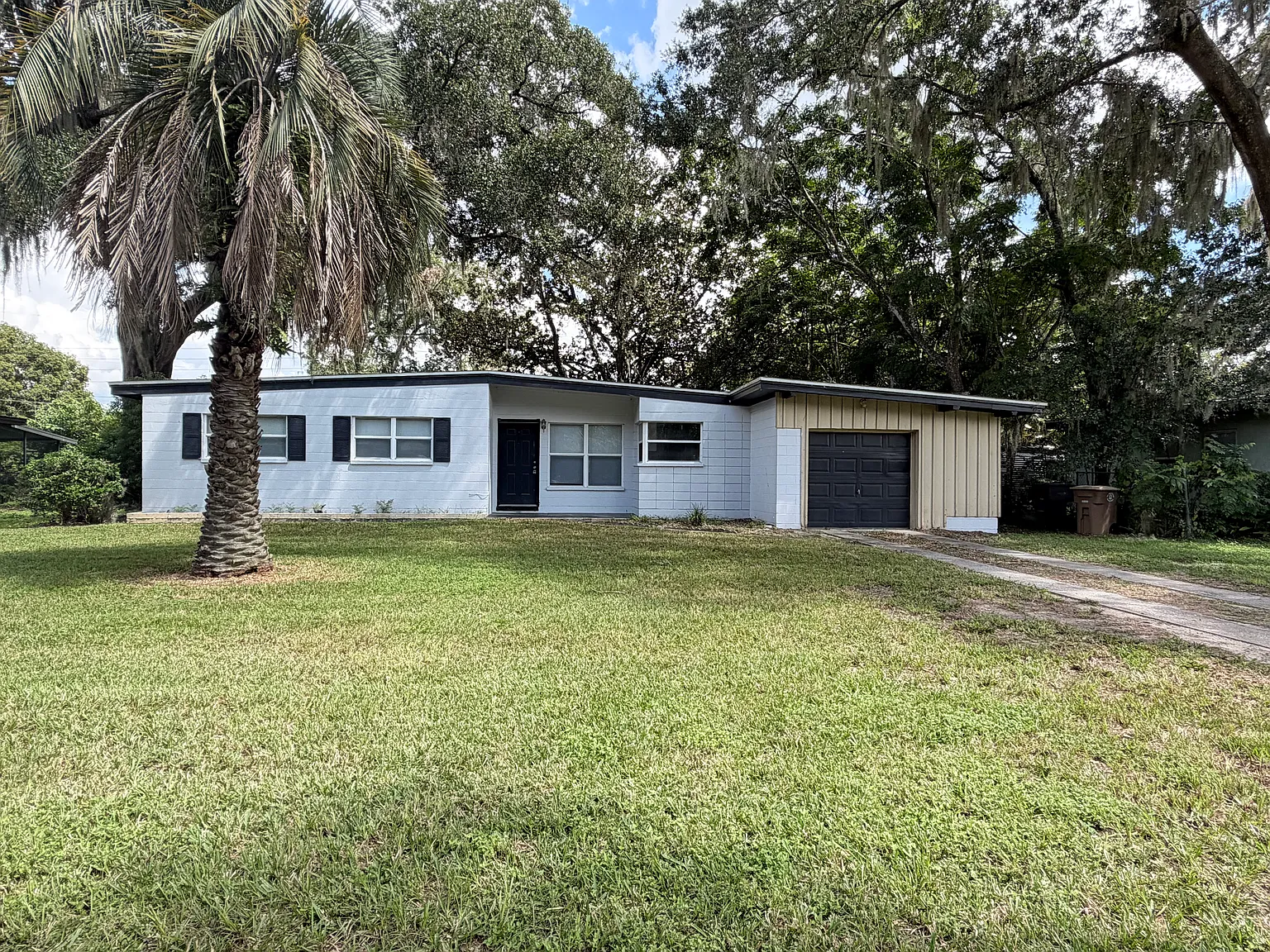 SE 35th Ave, Ocala — Photo 1