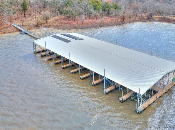 2 McNally Rd, Eufaula, OK 74432