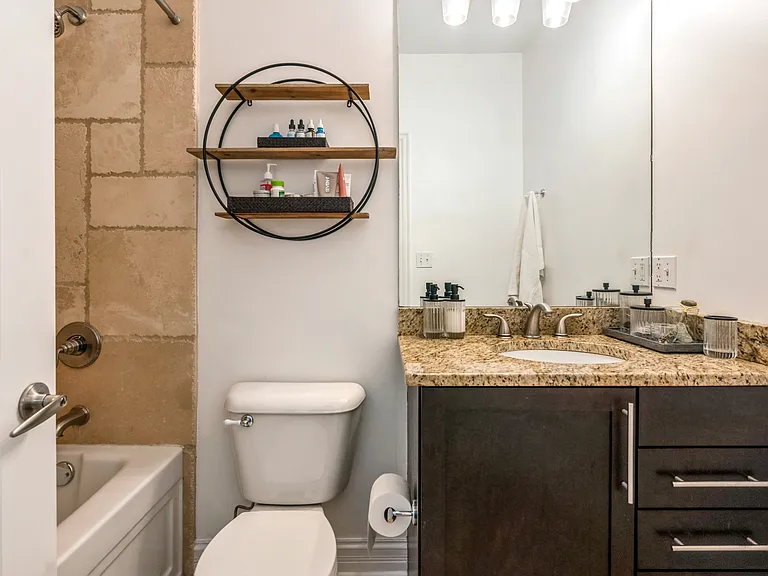 4453 N Magnolia Ave #2 — Photo 11